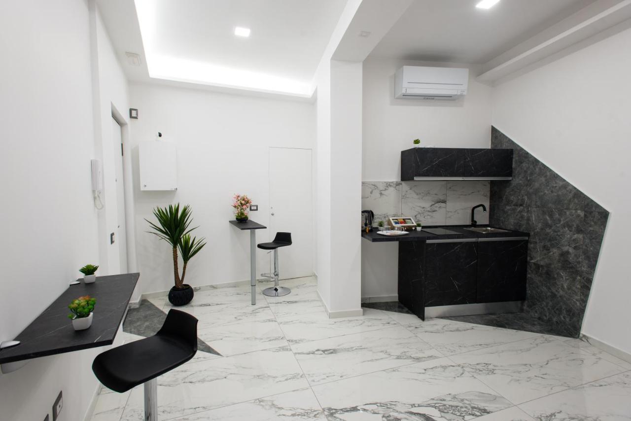 Elly'S B&B Portici Esterno foto