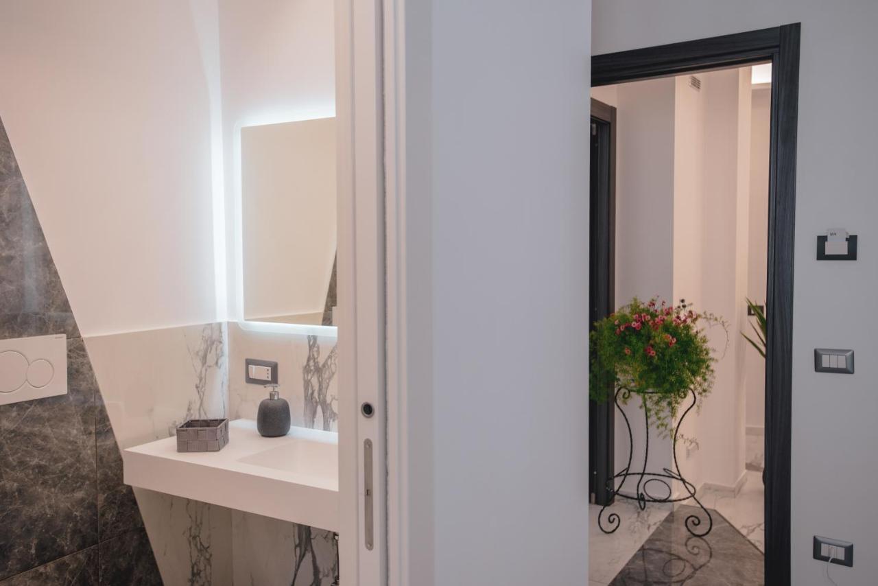 Elly'S B&B Portici Esterno foto